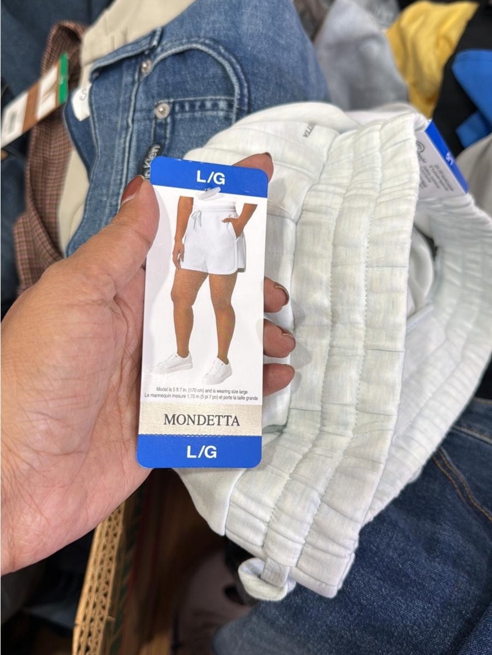 Mondetta White Men's Quilted Boxer Shorts - L/G